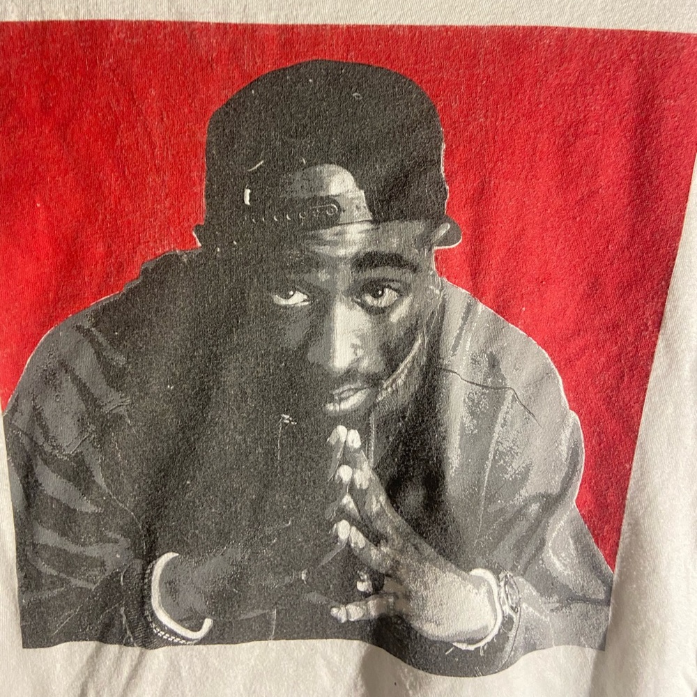 Tupac graphic t-shirt